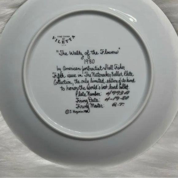 Plate V of the Nutcracker Ballet Collection—The Waltz of the Flowers 1980 - Picture 3 of 3